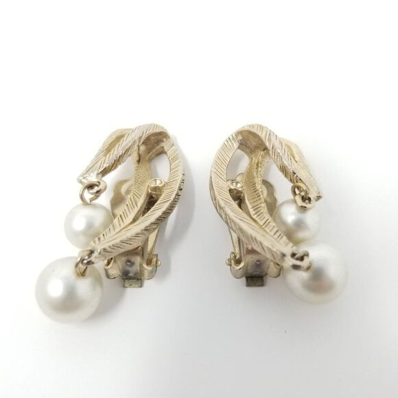 Vintage Faux Pearl Dangle Clip On Earrings, Estate jewelry - Picture 4 of 4